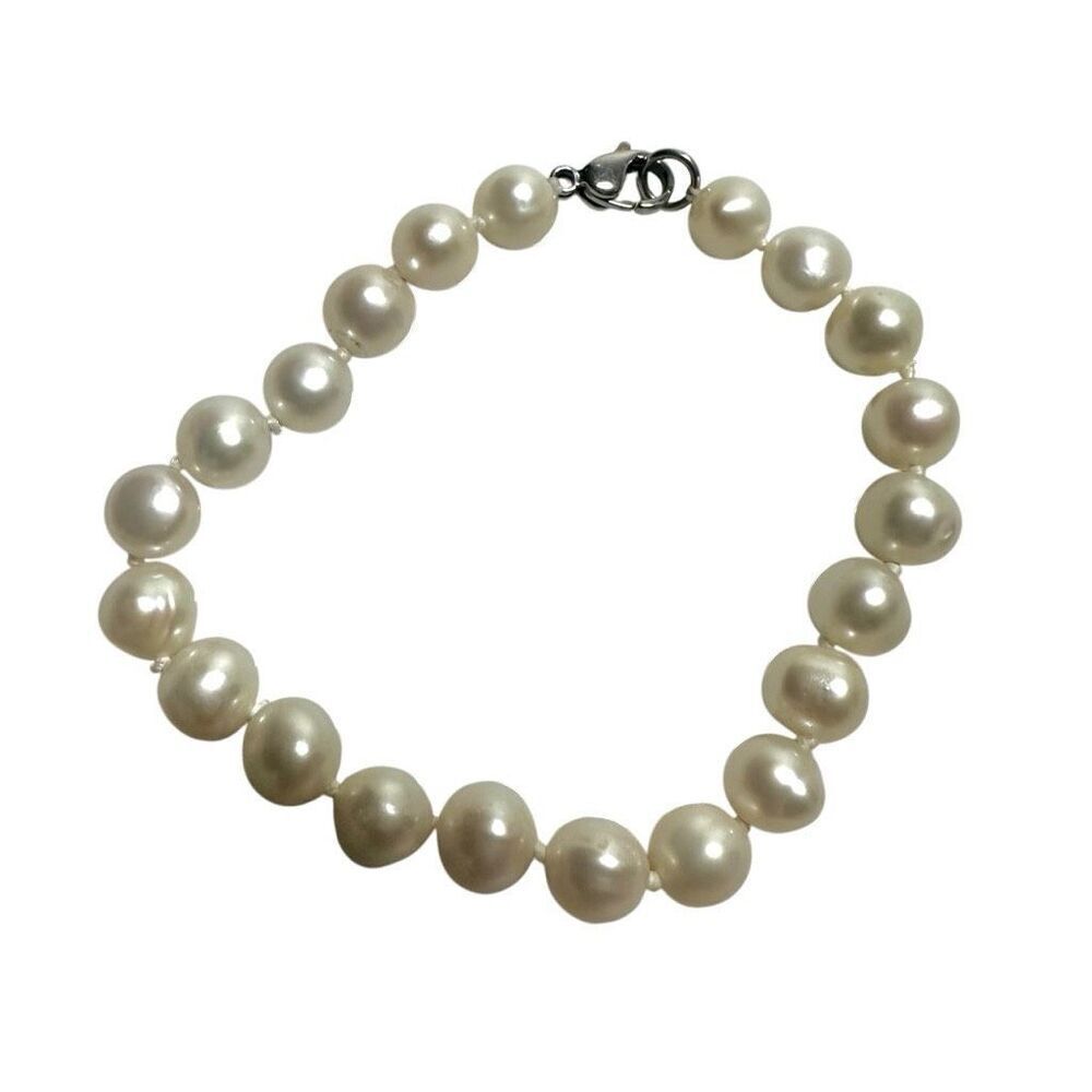 Authentic pearl beaded knotted bracelet